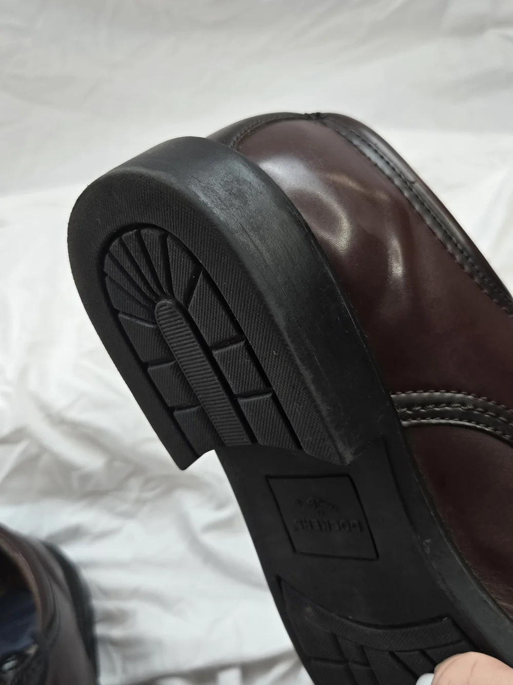 Dockers Gordon 90-2219 Men's Size 11M Burgundy Leather Cap Toe Oxford Dress Shoe